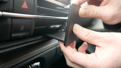 Mobilholder Citroen C5 X fra 2021-