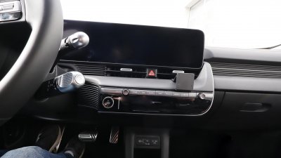 Mobilholder Hyundai IONIQ 5 fra 2024- og frem