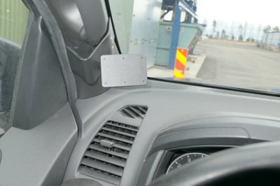 Mobilholder til Isuzu D-Max fra 2012-2020