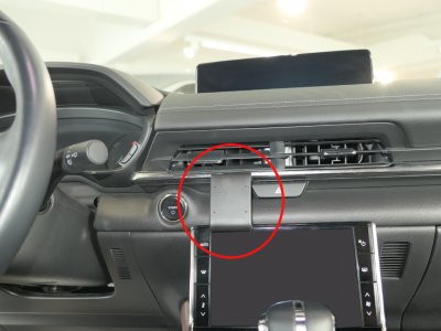Mobilholder Mazda MX-30 fra 2020-