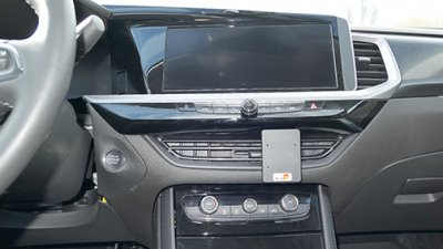 Mobilholder Opel Grandland fra 2022-