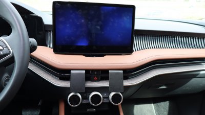 Mobilholder til Skoda Superb 2024-