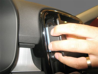 Installation af mobilholder til Volvo EX40 fra 2025- og fremefter