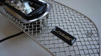 Nedre grill inkl. 2 Lazer ST-4 til Nissan Navara D40 2011-2014