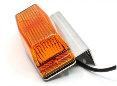 Vinklet monteringsplade til Omnius LED "Double Burner"