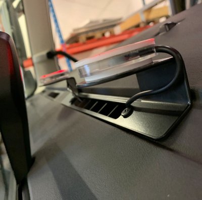 Poppy mount til forruden på Volvo FH Version 4 fra 2013-2020