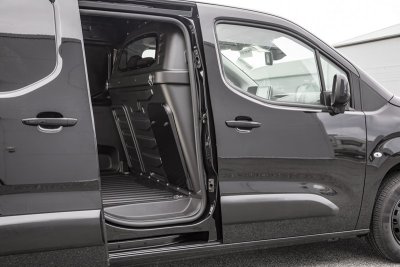 Komfortvæg til Peugeot Partner fra 2019-
