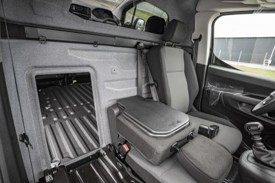 Komfortvæg til Peugeot Partner fra 2019-
