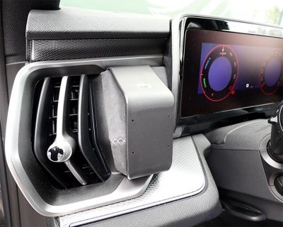 Mobilholder til Skoda Kodiaq fra 2024 og frem | Til montering til venstre for rattet