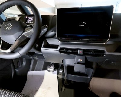 Mobilholder til Volkswagen ID.Buzz Cargo fra 2023- | Til montering under midterkonsollen