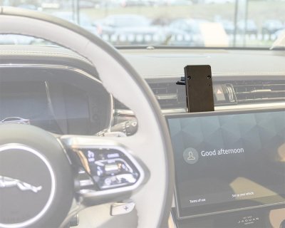 Mobilholder Jaguar XF fra 2021-