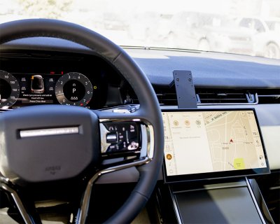 Mobilholder Range Rover Evoque fra 2024-