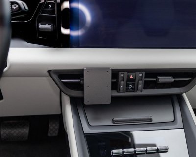 Mobilholder Porsche Macan fra 2024-