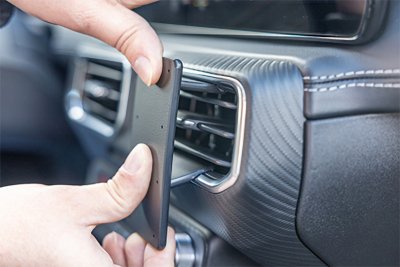 Mobilholder Ford Mustang fra år 2024-