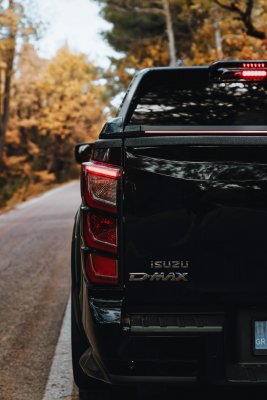 Rulleafdækning Isuzu D-Max fra 2020 og nyere | Dobbeltkabine | Til biler med originalt lad