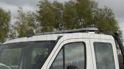 Lightbar Response 1638 mm monteret på en VW Crafter