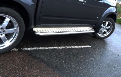 Sidetrin i rustfrit stål til Nissan Navara/D40 2006- & 2011-2014