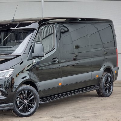 Sidetrin Mercedes Sprinter fra 2018-