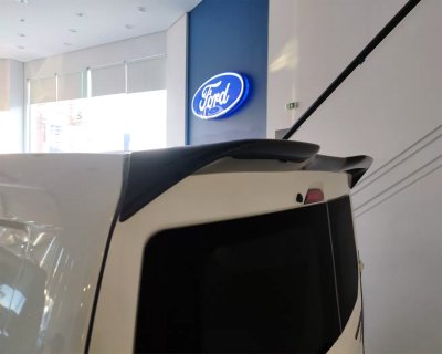Tagvinge Ford Transit Courier fra 2023-