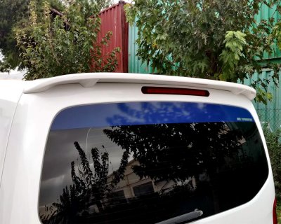 Tagvinge Mercedes Vito fra 2024- | Bagklap