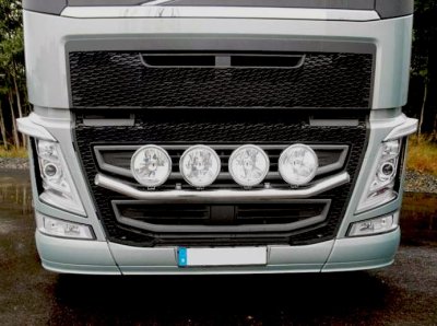 V-bar Frontbøjle i rustfrit stål til Volvo FH Version 4