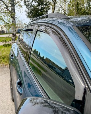 Vindafviser Volkswagen Tiguan fra 2024- | Mørktonet