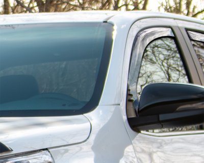 Vindafviser Toyota Hilux fra 2016-2026