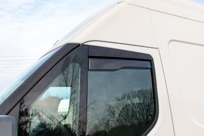 Vindafviser Iveco Daily fra 2014-