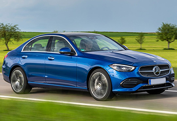 Mercedes-Benz C-Klass fra 2021 og nyere