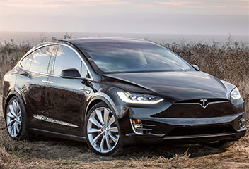 Tesla Model X fra 2016 og nyere