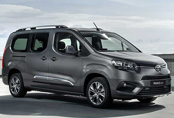 Toyota Proace City Verso fra 2019 og nyere